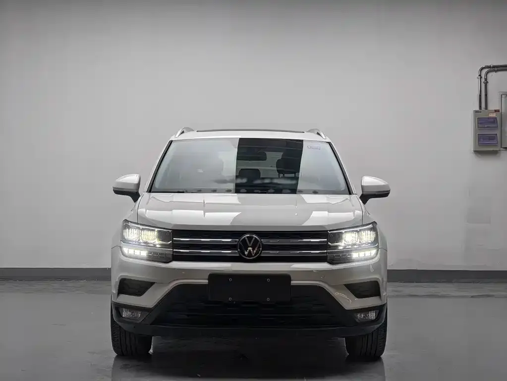 Volkswagen Tharu — фото 2