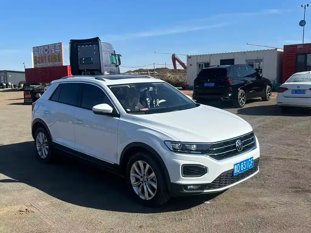 Volkswagen T-Roc — фото 3