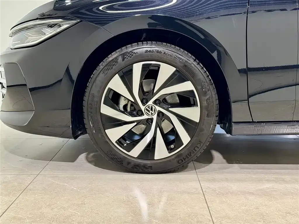 Volkswagen Passat — фото 5