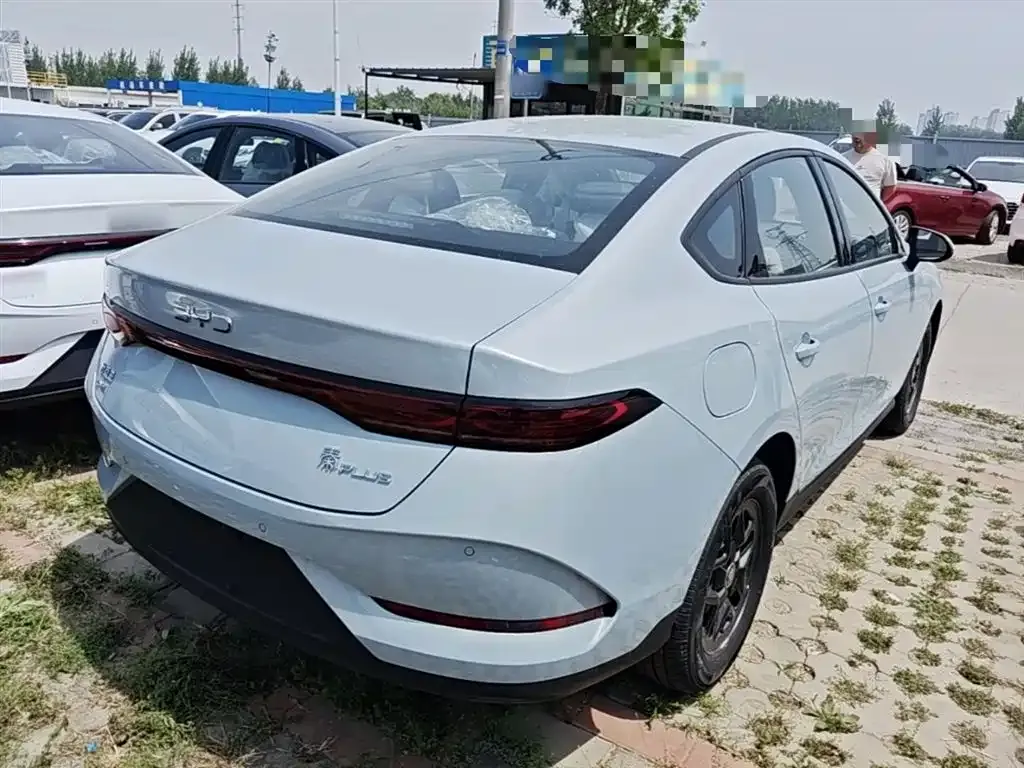 BYD Qin PLUS — фото 3
