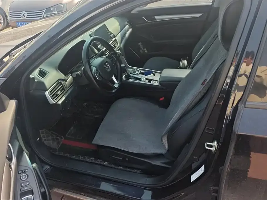 Honda Accord 2021 из CN, фото 4