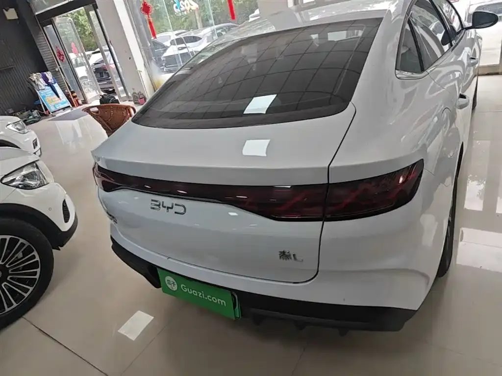 BYD Qin L 2024 из CN, фото 2