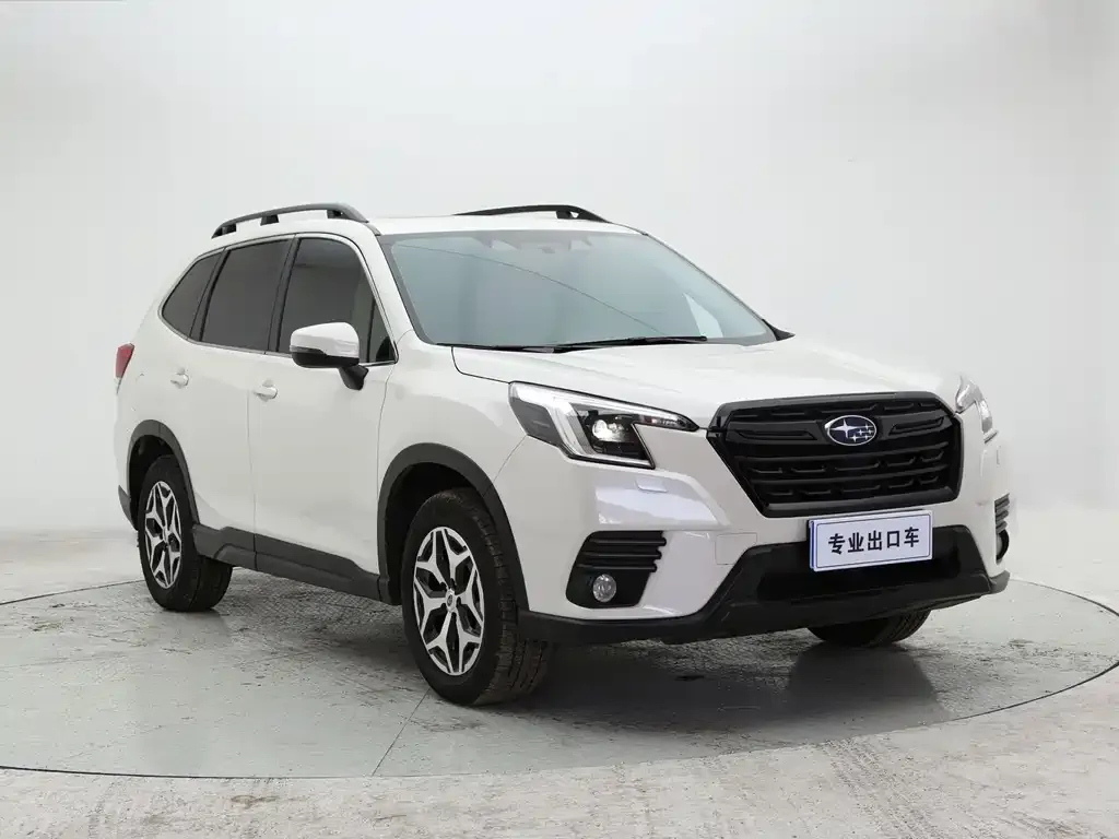 Subaru Forester — фото 7