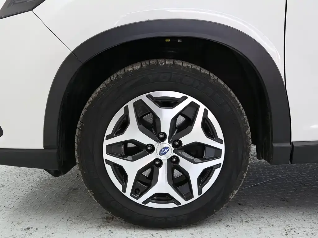 Subaru Forester — фото 5