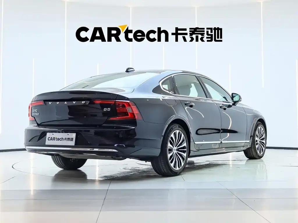 Volvo S90 — фото 10
