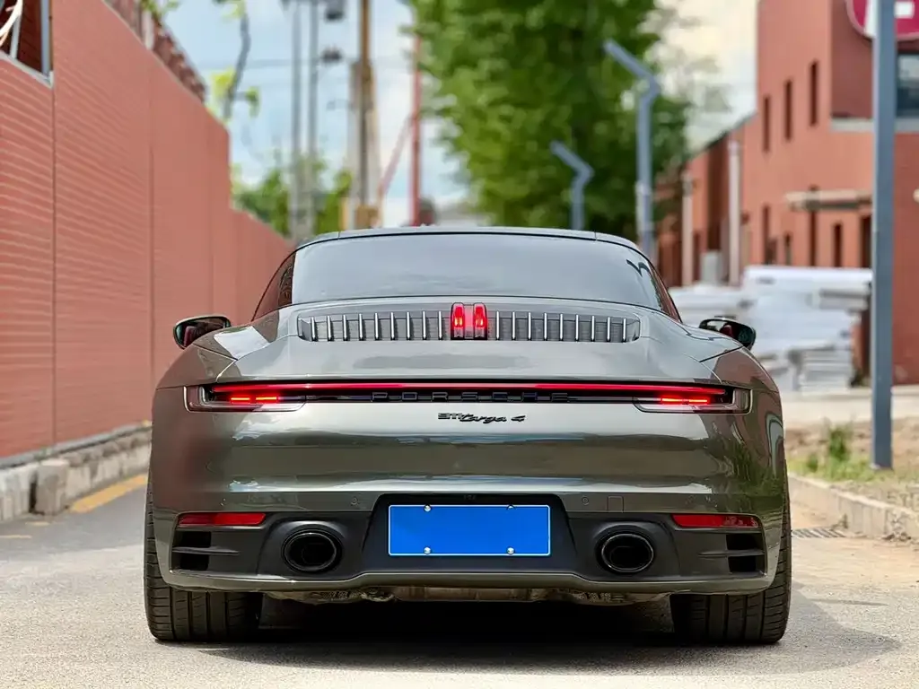 Porsche 911 2023 из CN, фото 8