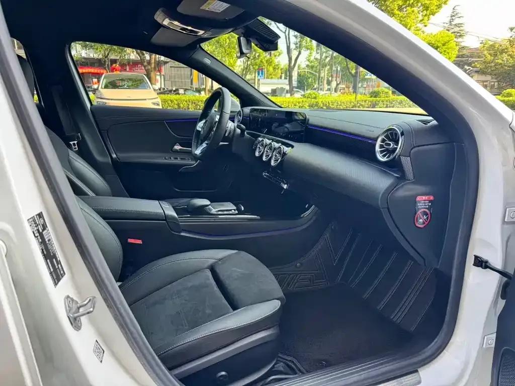 Mercedes-Benz A-Class 2021 из CN, фото 5