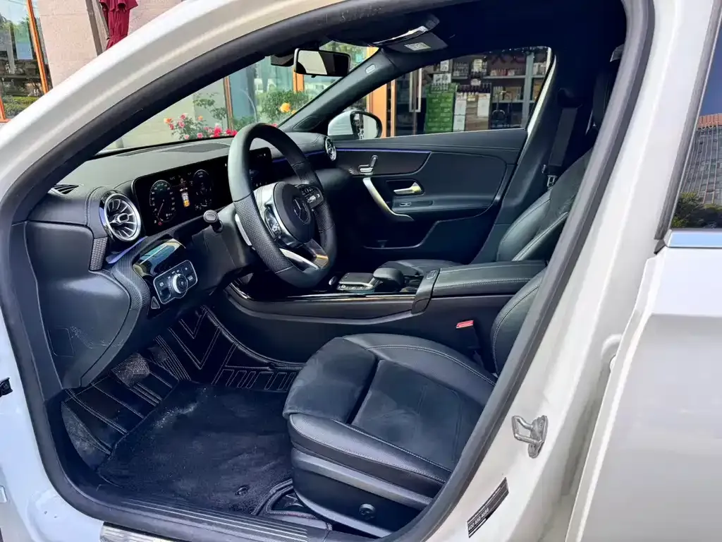 Mercedes-Benz A-Class 2021 из CN, фото 4