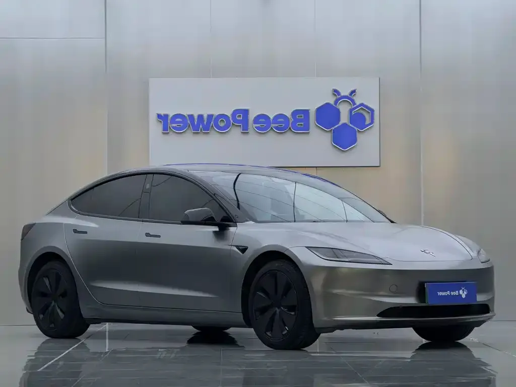 Tesla Model 3 — фото 6