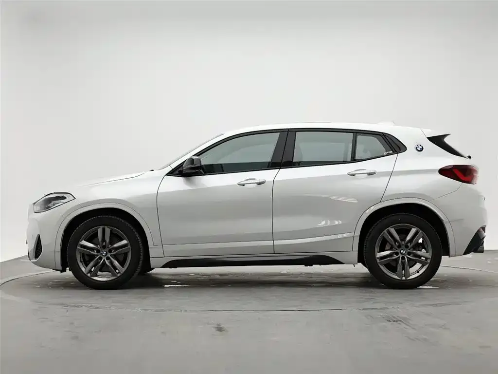 BMW X2 — фото 2