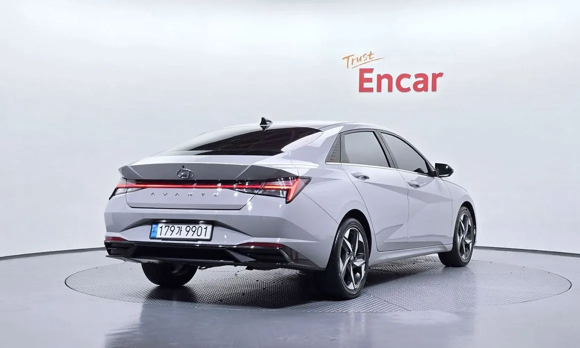 Hyundai AVANTE 2021 из KR, фото 3