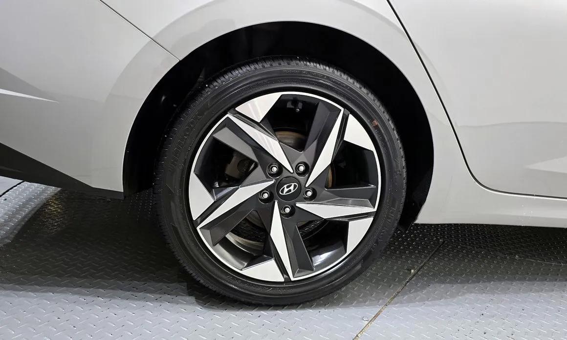 Hyundai AVANTE 2021 из KR, фото 9