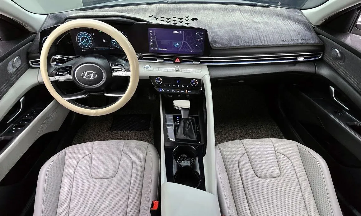 Hyundai AVANTE 2021 из KR, фото 10
