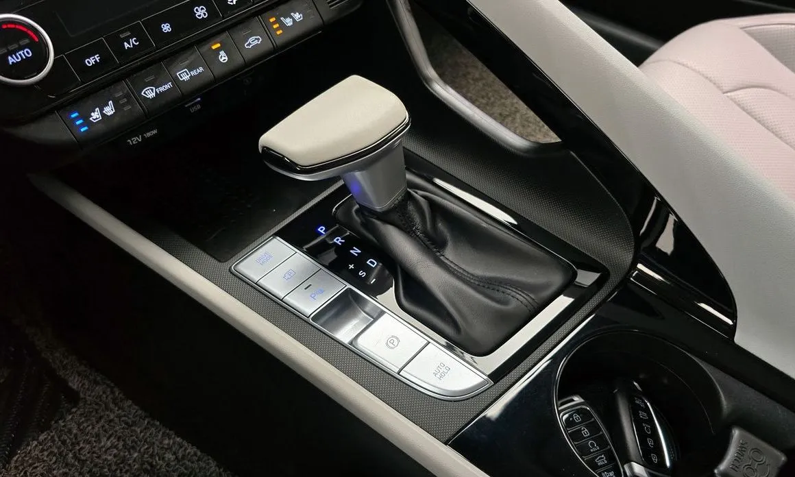 Hyundai AVANTE 2021 из KR, фото 7