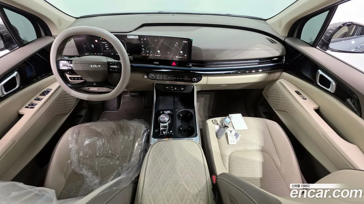 Kia Carnival — фото 4