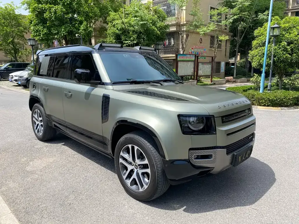Land Rover Defender — фото 6