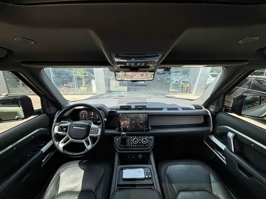 Land Rover Defender — фото 2