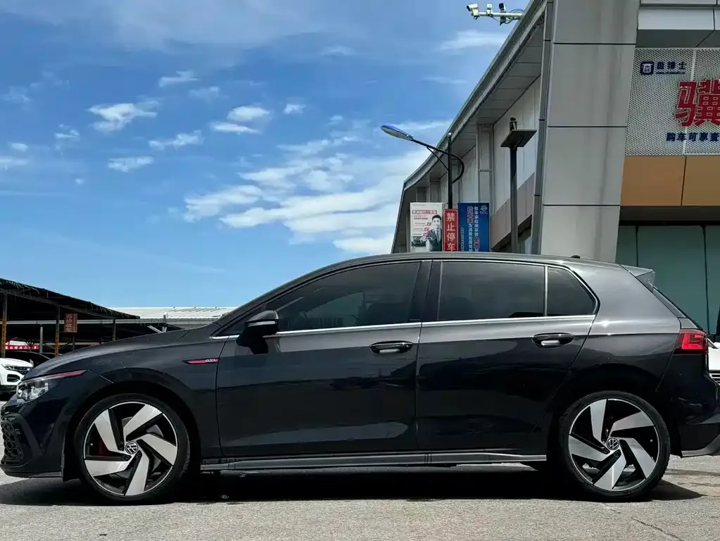 Volkswagen Golf GTI 2022 из CN, фото 4