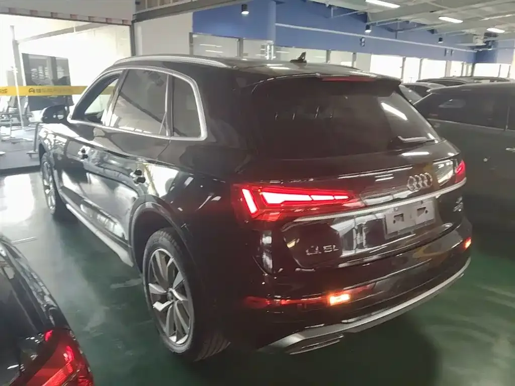 Audi Q5L 2022 из CN, фото 10