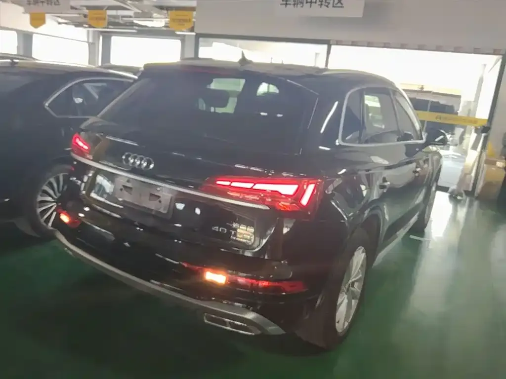 Audi Q5L 2022 из CN, фото 4