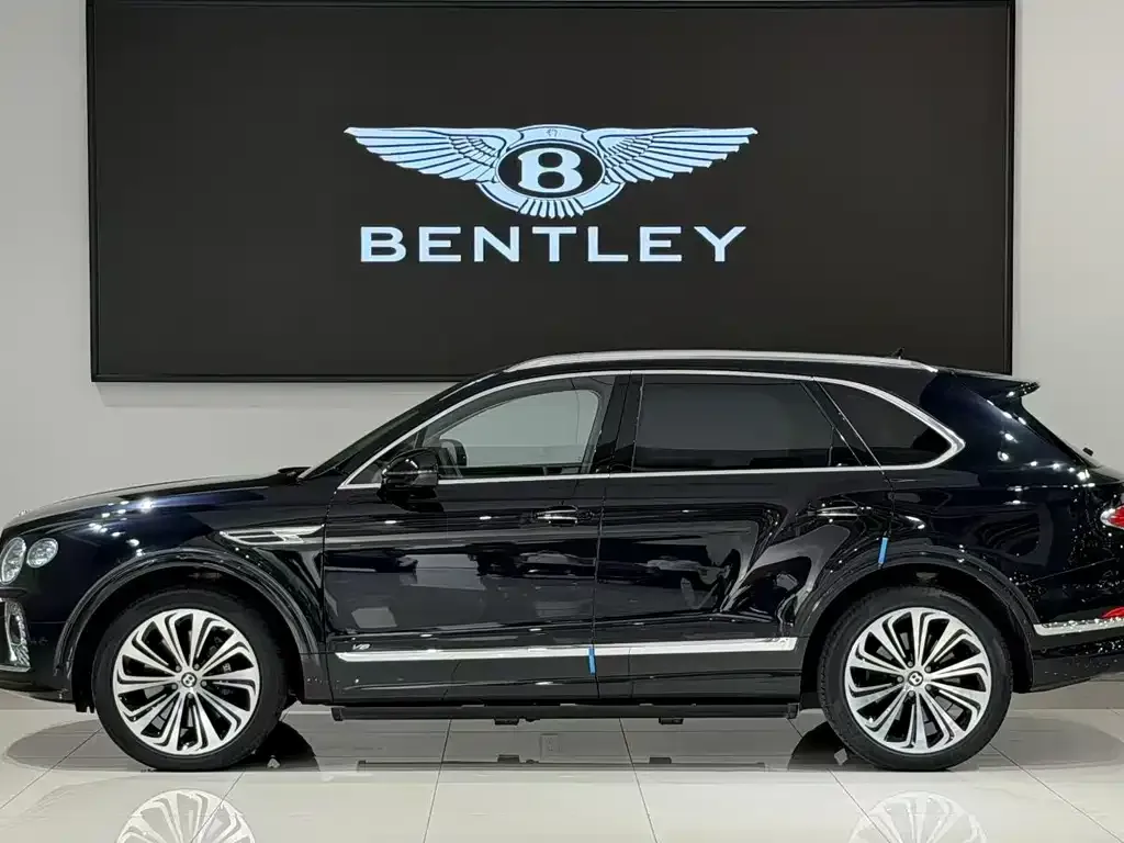 Bentley Bentayga PHEV 2021 из CN, фото 2