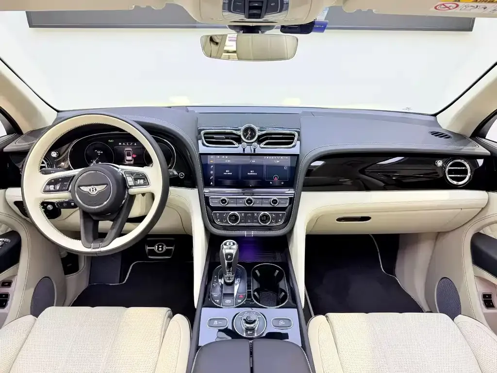 Bentley Bentayga PHEV 2021 из CN, фото 3