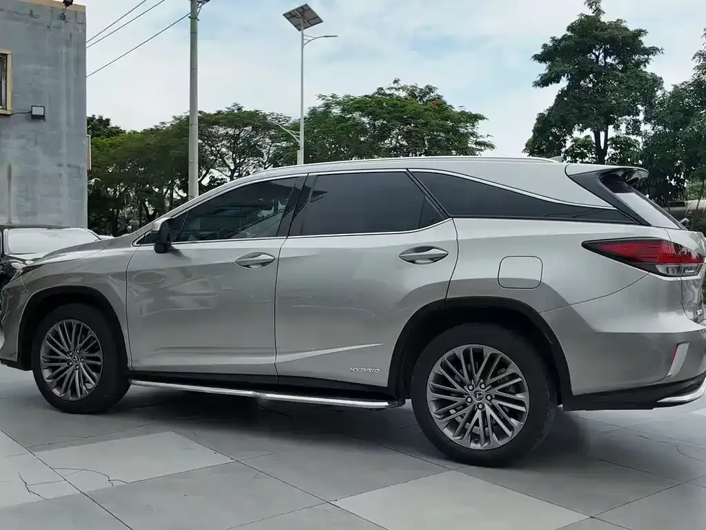Lexus RX — фото 10