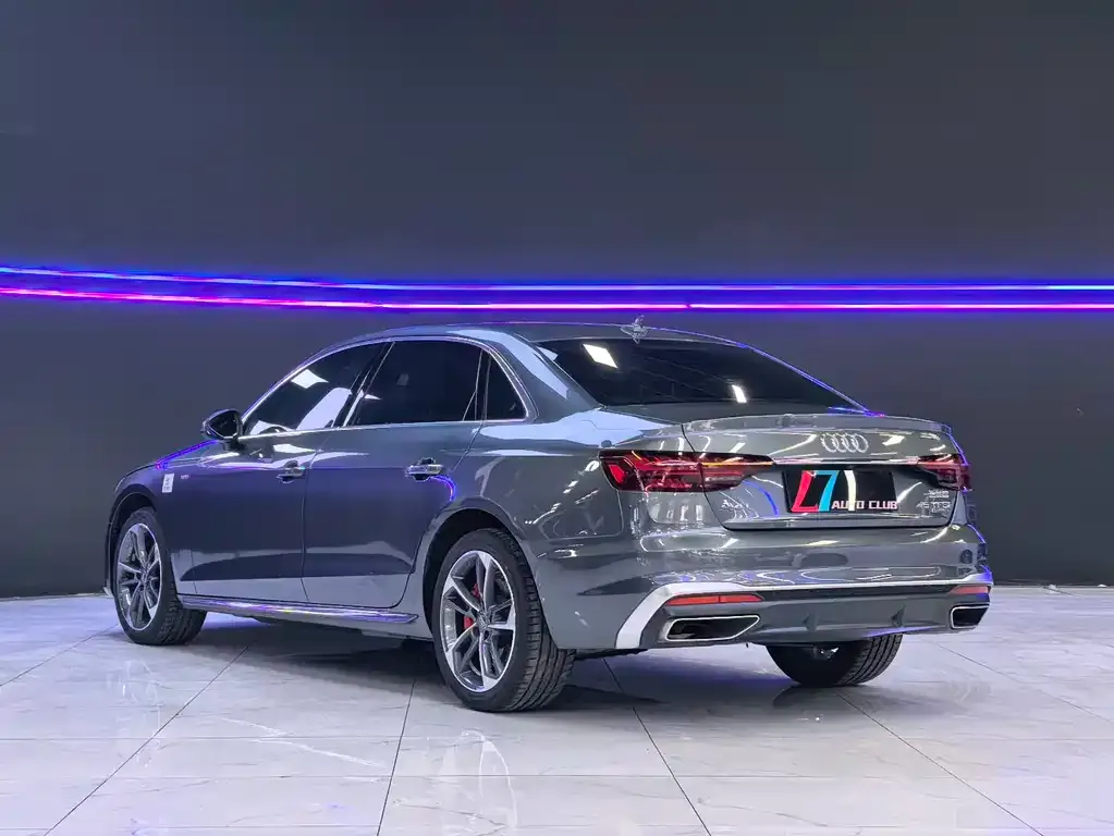 Audi A4L — фото 5