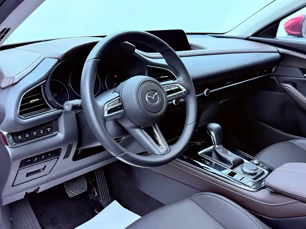 Mazda CX-30 2021 из CN, фото 5