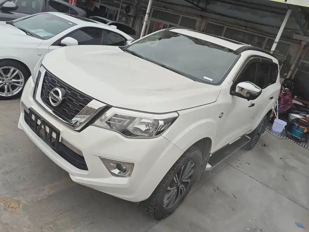 Nissan Terra