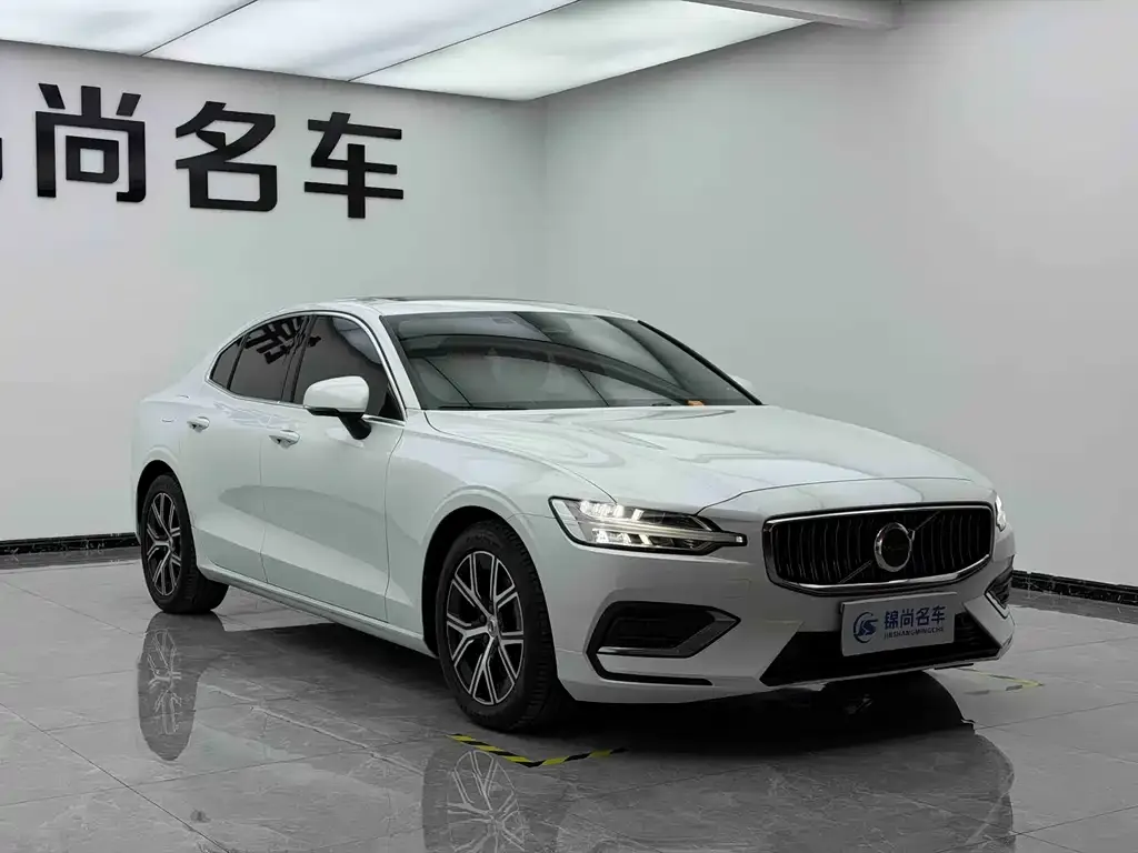 Volvo S60 2022 из CN, фото 10