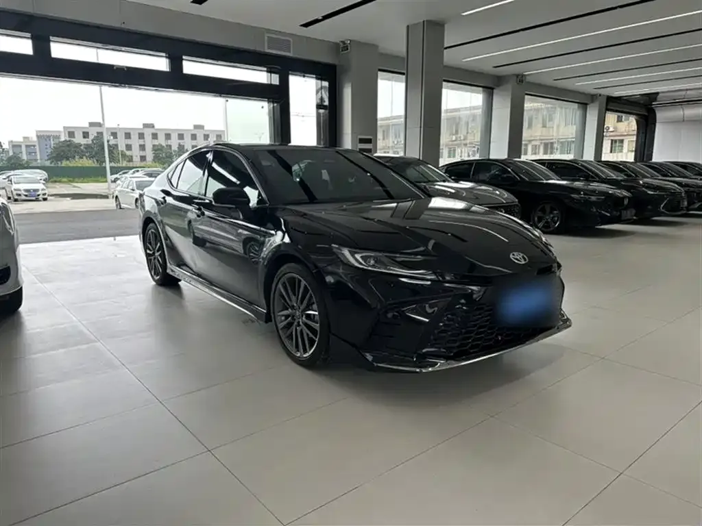 Toyota Camry 2025 из CN, фото 3