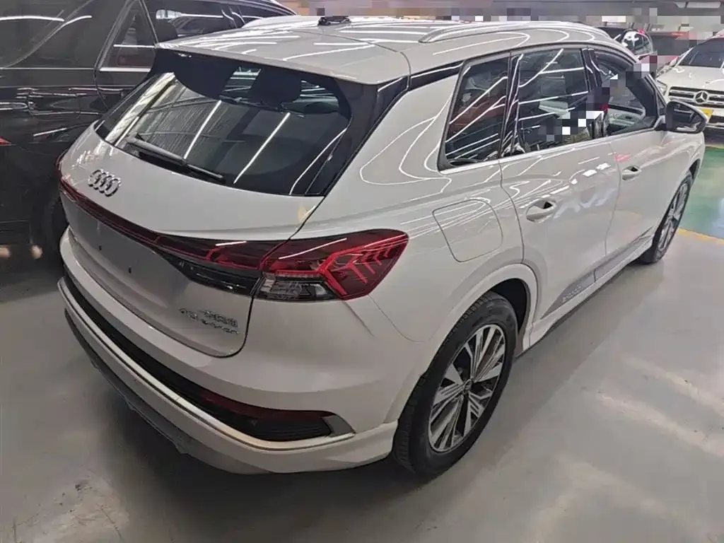 Audi Q4 e-tron 2025 из CN, фото 2