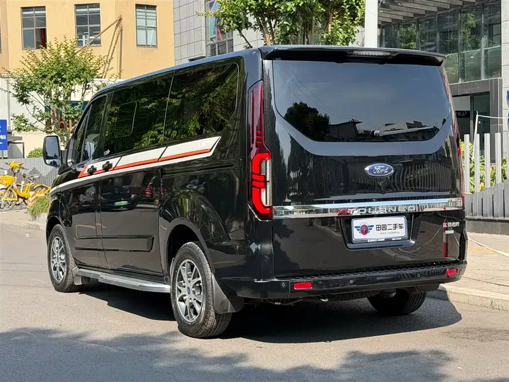 Ford Tourneo 2024 из CN, фото 5