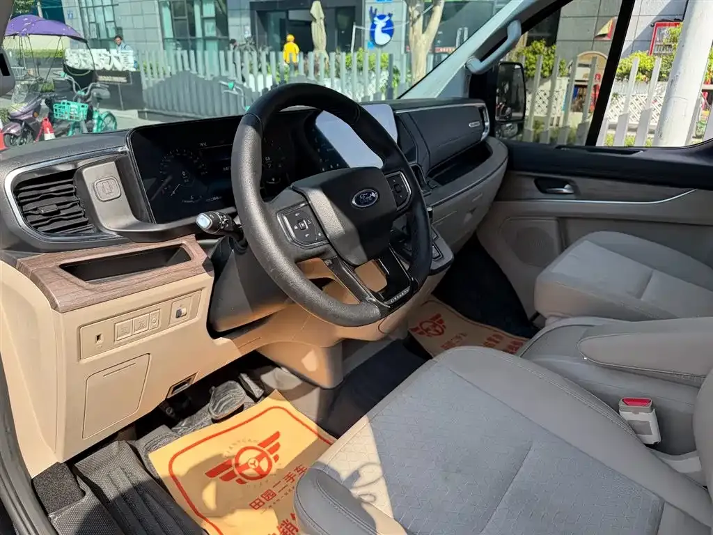 Ford Tourneo 2024 из CN, фото 8