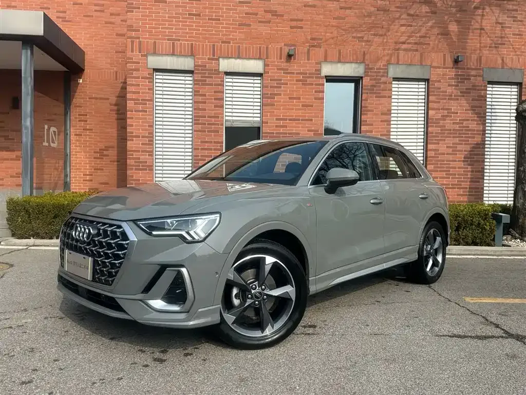 Audi Q3 2024 из CN, фото 1