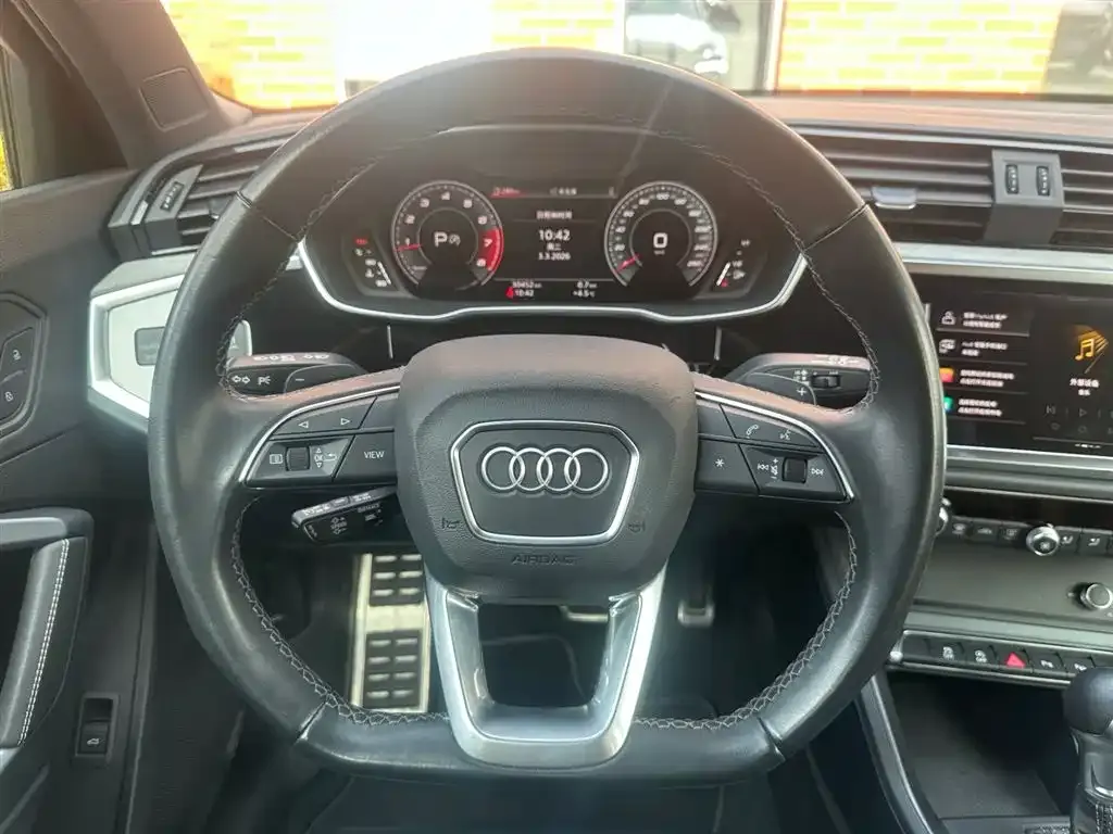 Audi Q3 2024 из CN, фото 4