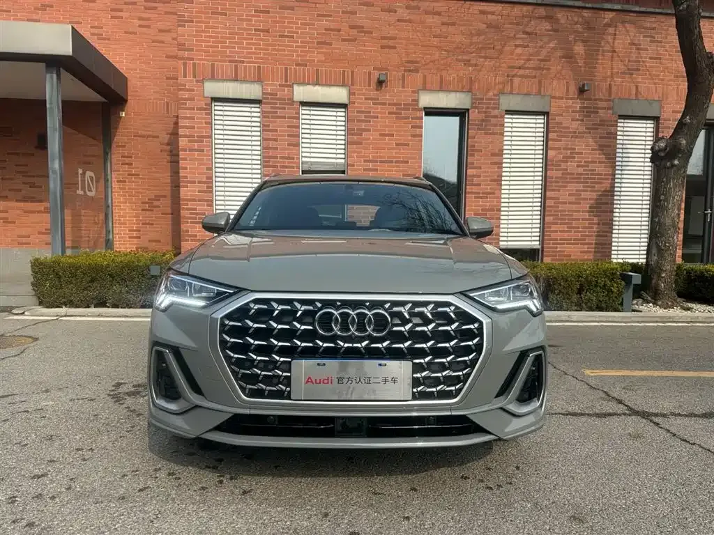 Audi Q3 2024 из CN, фото 7