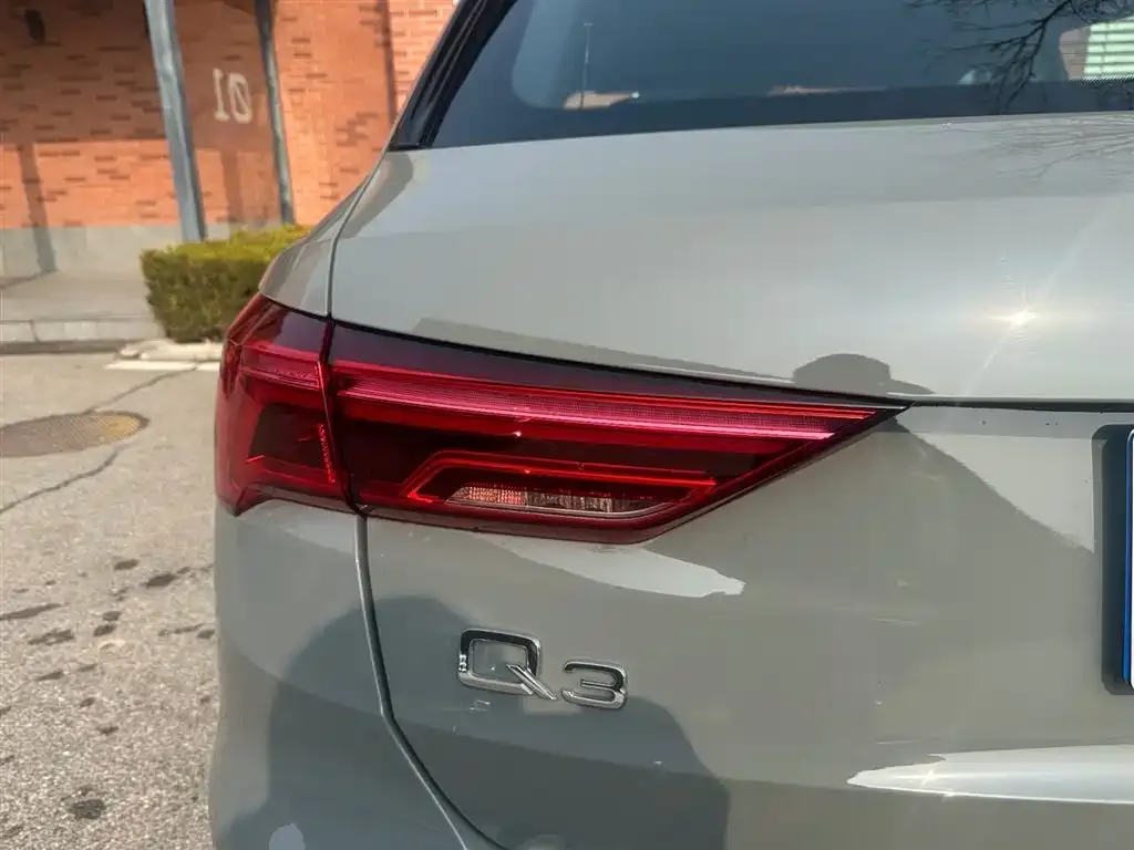 Audi Q3 2024 из CN, фото 5