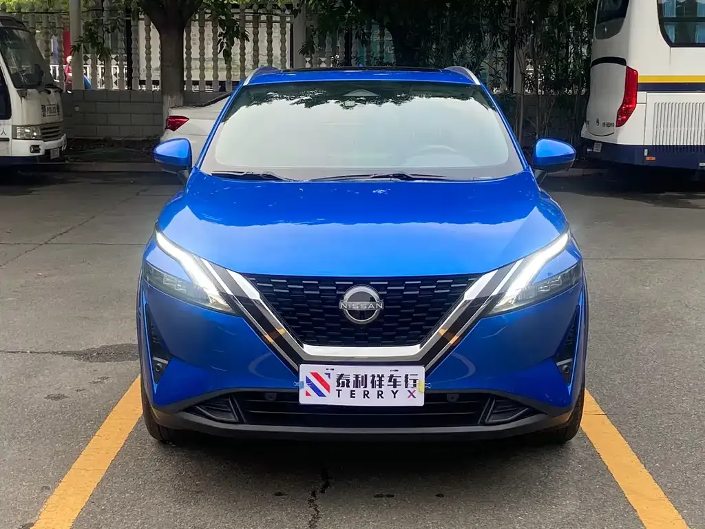 Nissan Qashqai — фото 5
