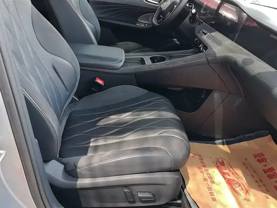 Roewe D7 2024 из CN, фото 4
