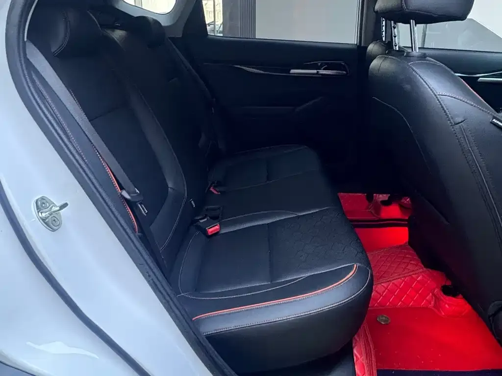 Kia Seltos 2023 из CN, фото 3