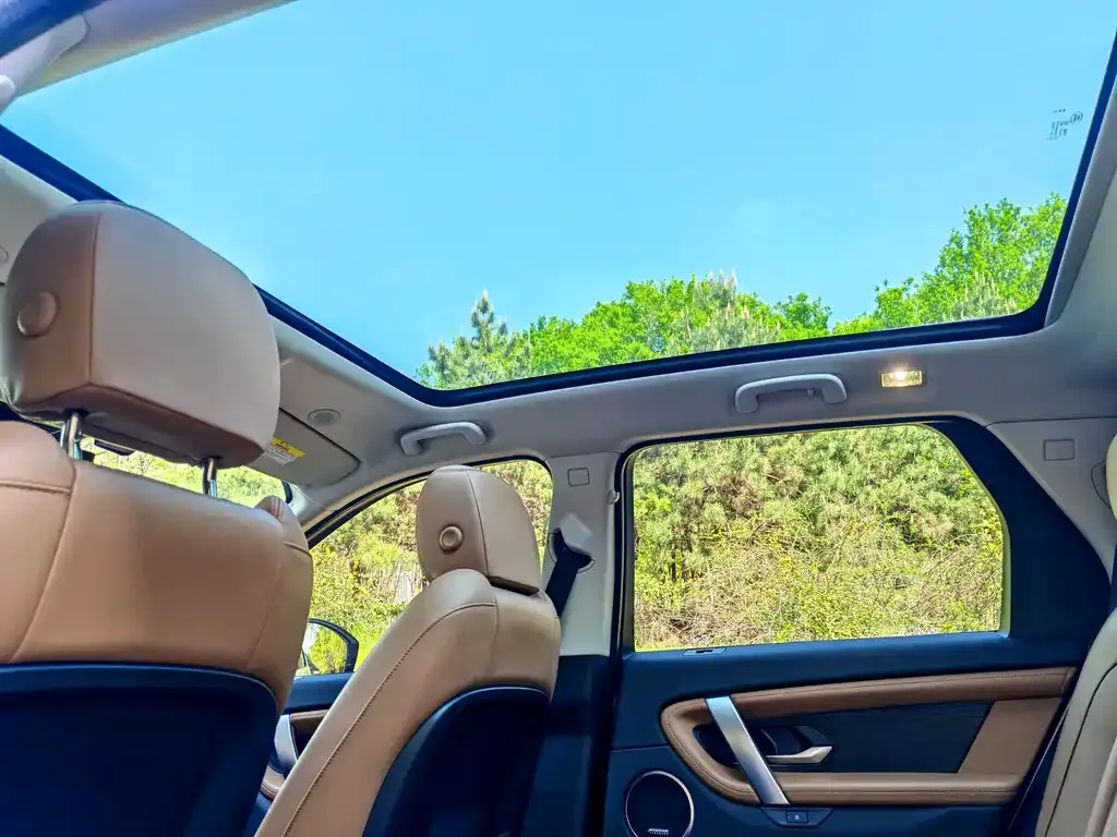 Land Rover Discovery Sport — фото 10