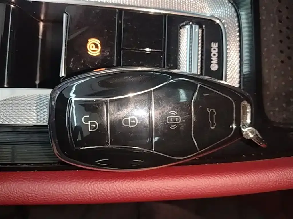 Hongqi H5 2024 из CN, фото 8