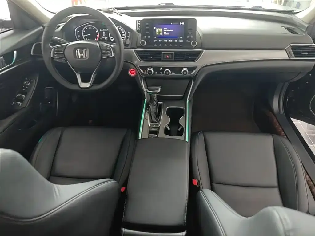Honda Accord — фото 6