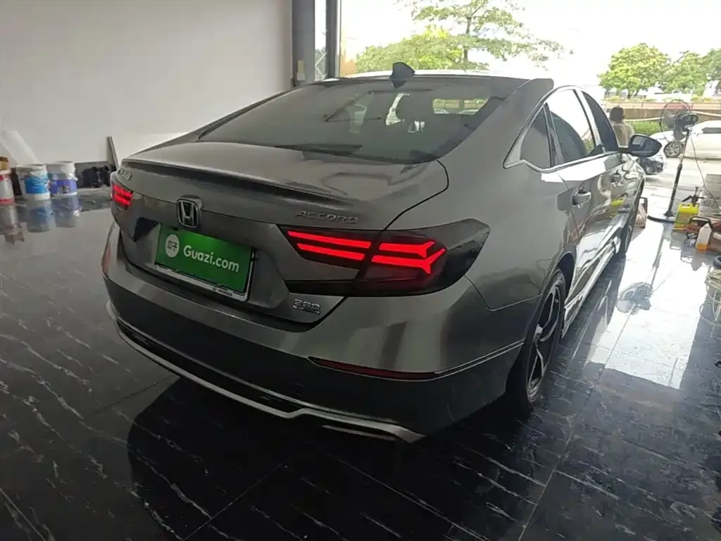 Honda Accord — фото 5