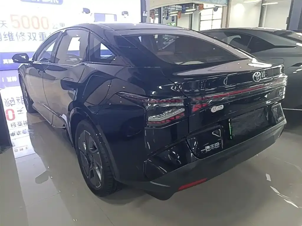 Toyota bZ3 2023 из CN, фото 8