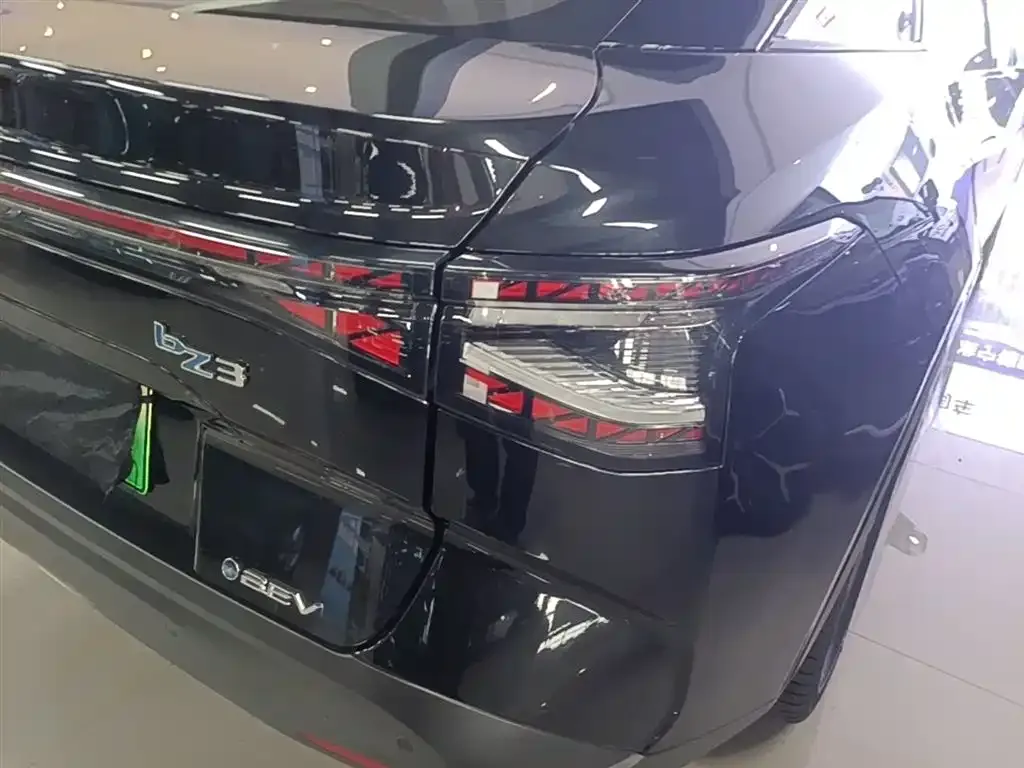 Toyota bZ3 2023 из CN, фото 7