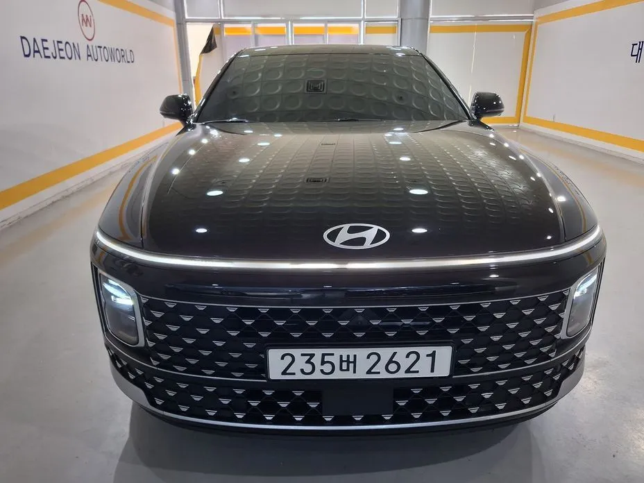 Hyundai Grandeur — фото 1