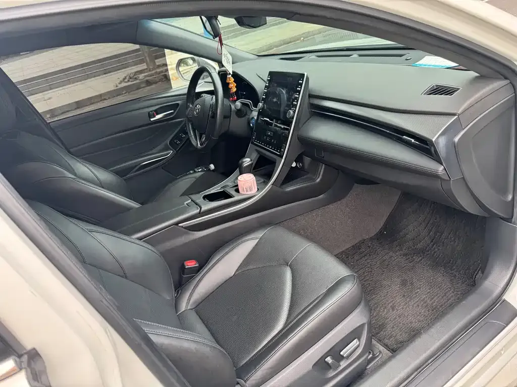 Toyota Avalon 2022 из CN, фото 8